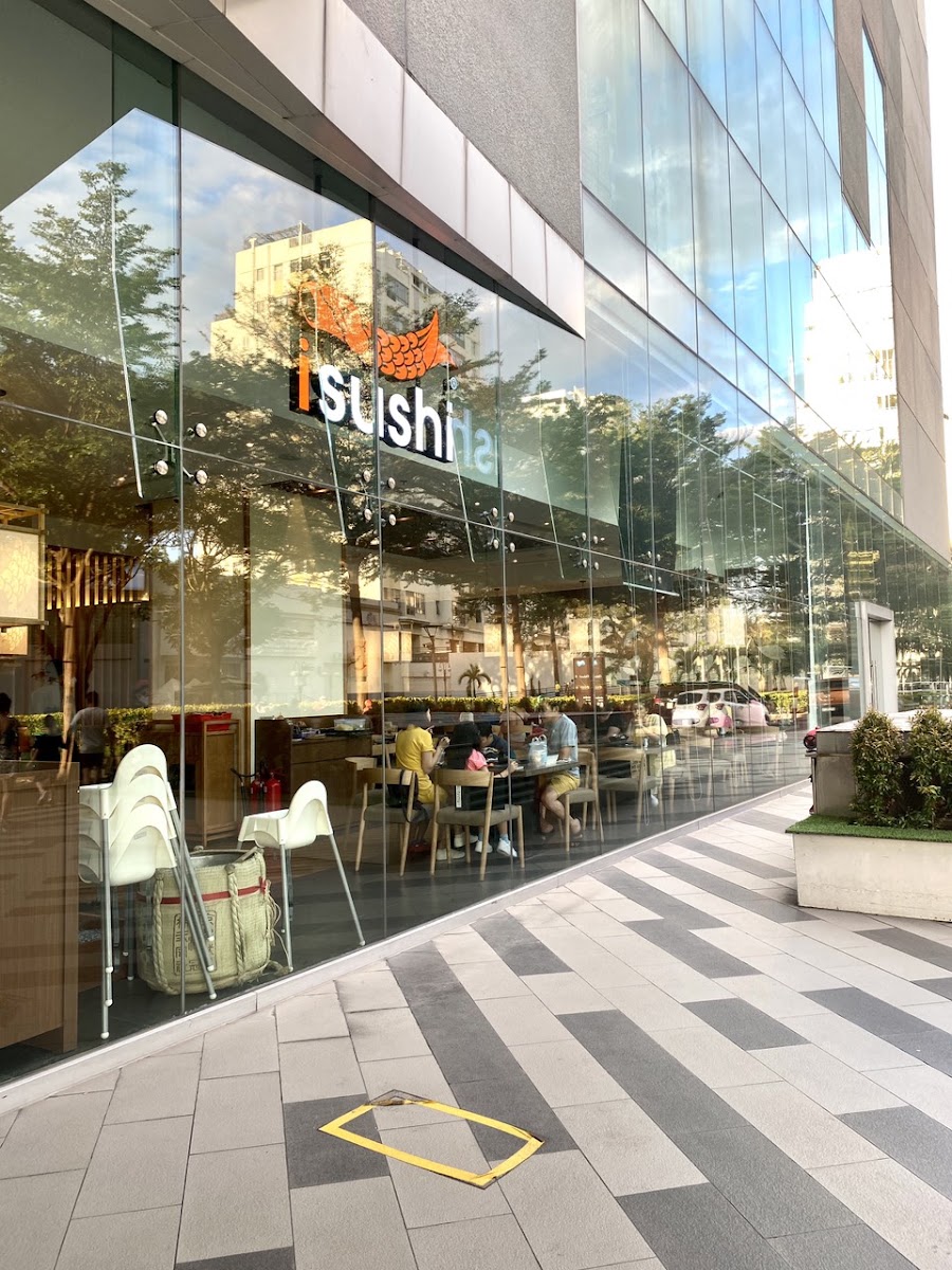 iSushi SC VivoCity - Japanese Restaurant in Thao Dien