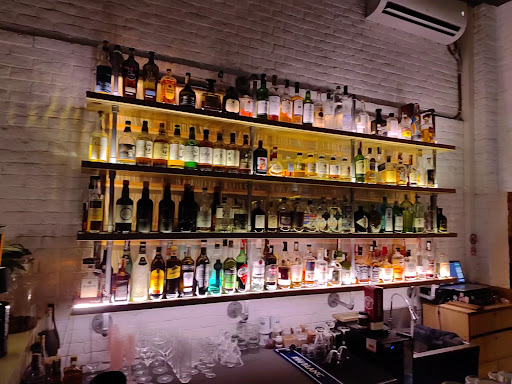Kanpai Japanese Omakase - Sushi - Bar - Vinyl photo 3 in Thao Dien