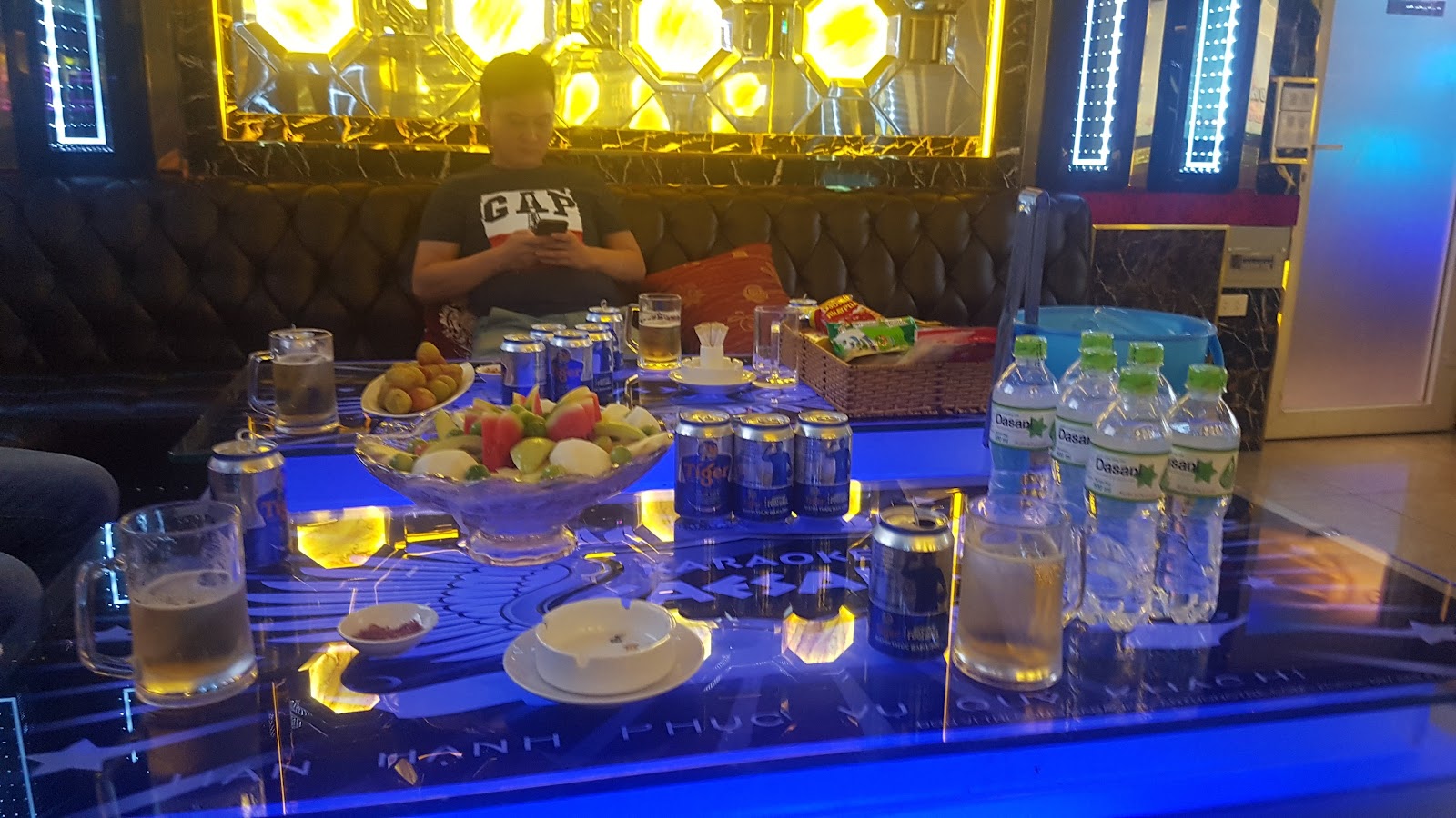KARAOKE HOÀNG ĐẾ CAESARS photo 8 in Thao Dien