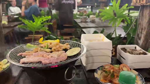 Kẻng BBQ - CN Quận 10 -Lẩu Nướng Đồng Giá 29K Barbecue restaurant in Ho Chi Minh City - exterior