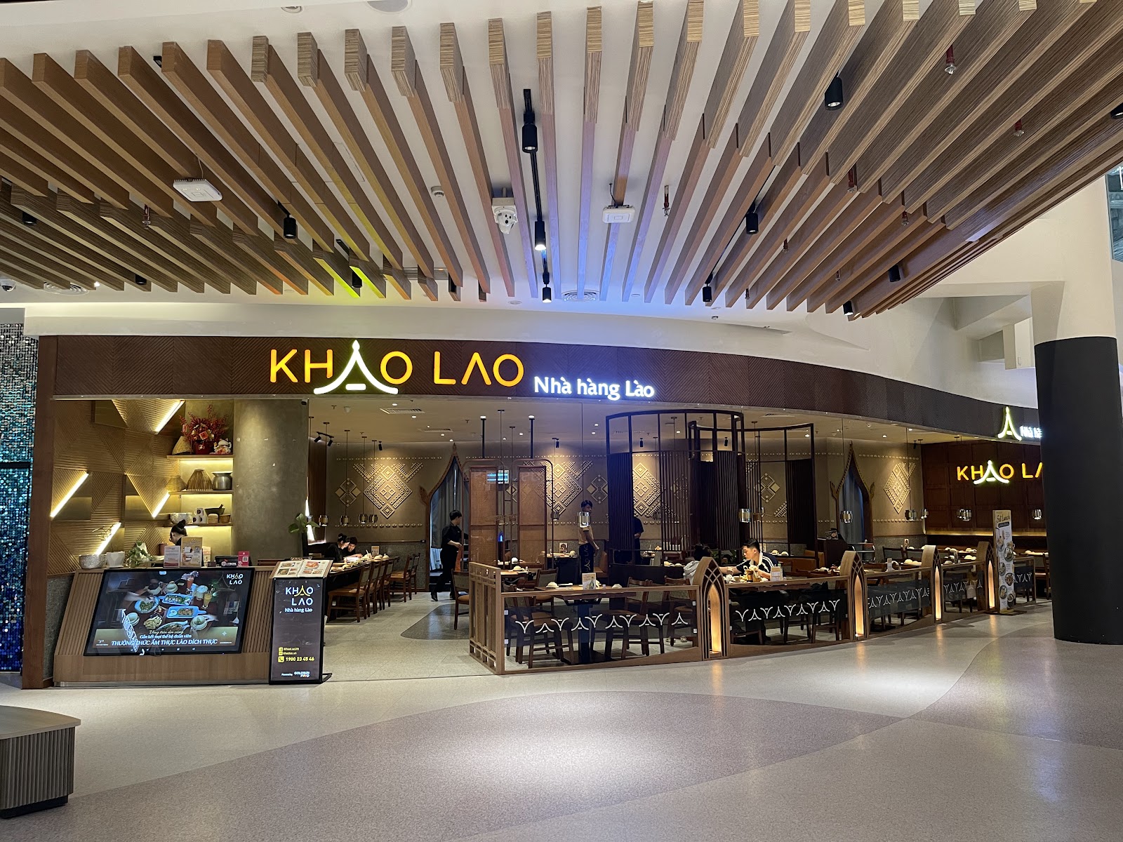 Khao Lao Restaurants Crescent Mall - Restaurant in Thao Dien