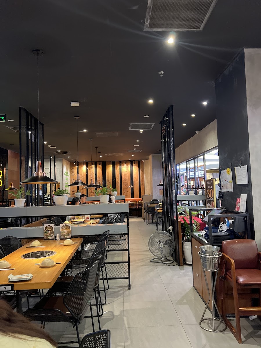 KHAO LAO Vincom Center Landmark 81 photo 6 in Thao Dien