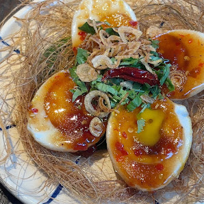 Trứng luộc sốt ớt