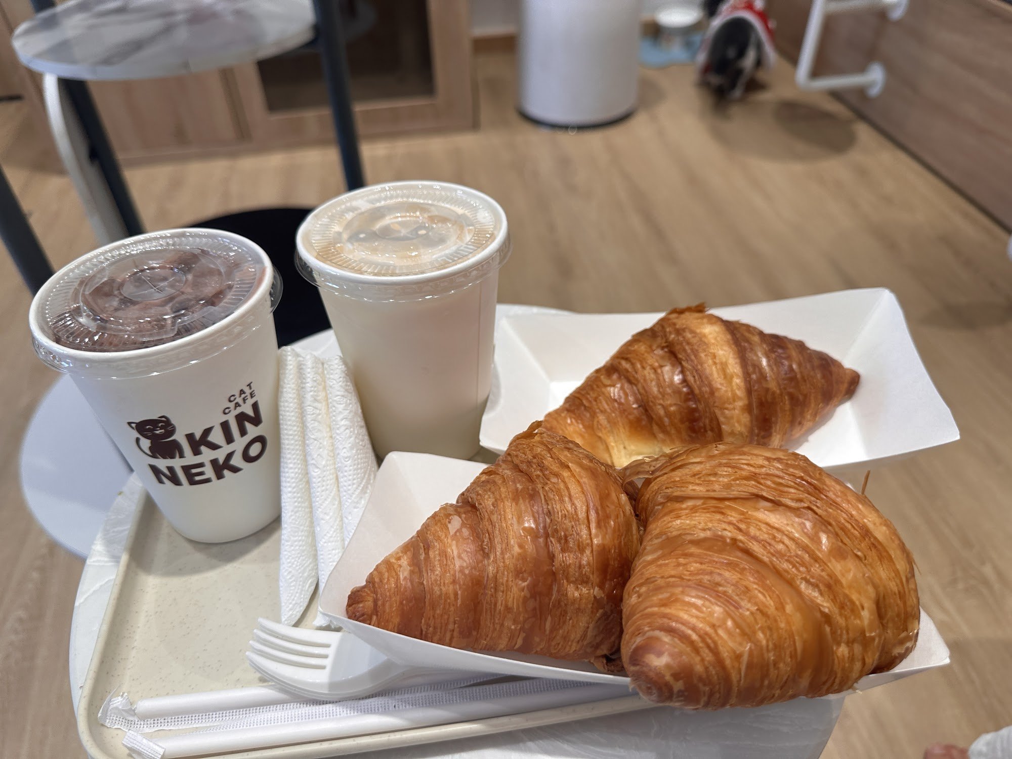 Croissant and Beverage Set