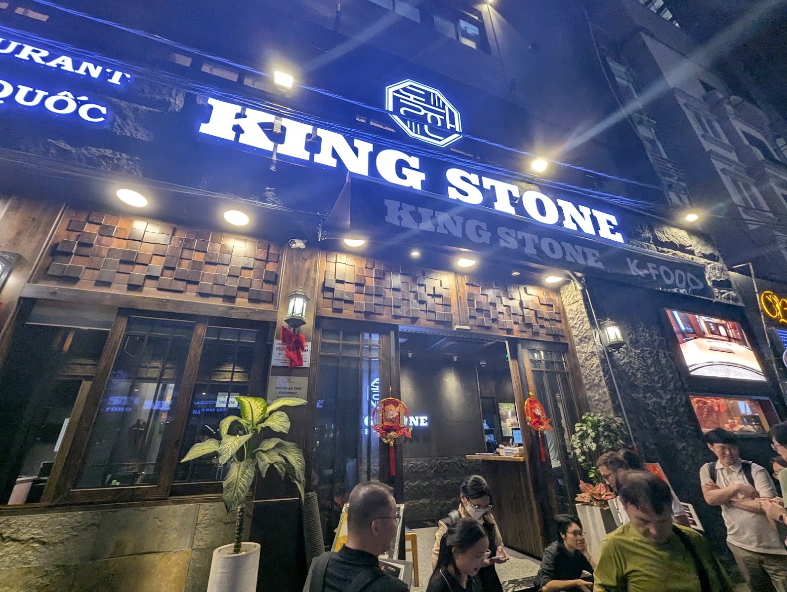 KINGSTONE BBQ Q1 - Korean in Thao Dien
