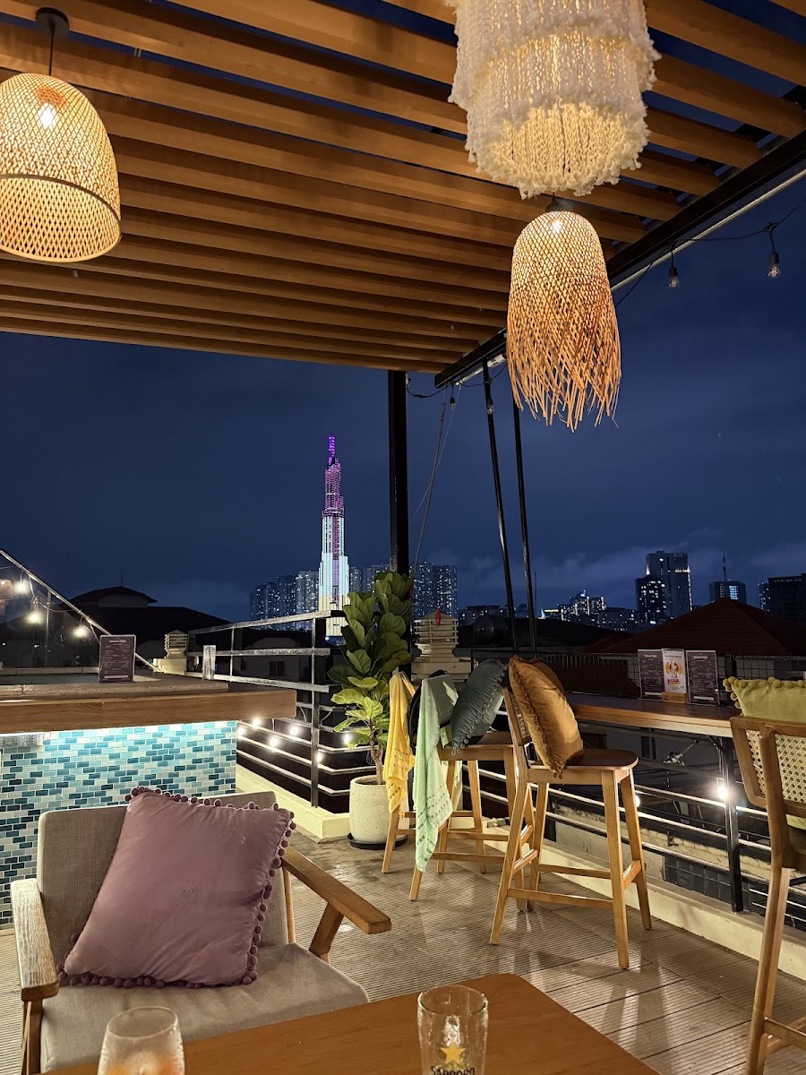 KUMO ROOFTOP BAR photo 4 in Thao Dien