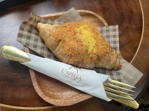 Croissant with spice