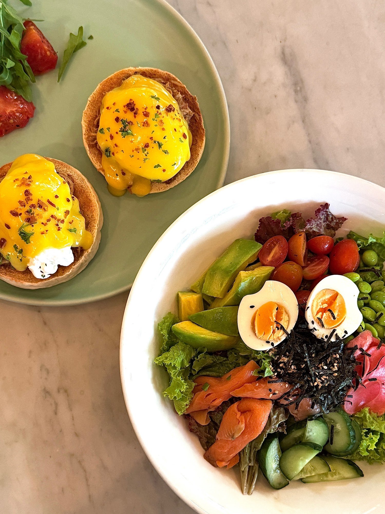 Eggs Benedict & Salmon Salad Bowl