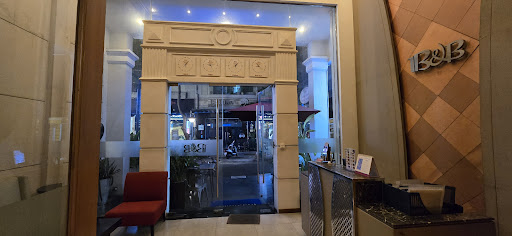 La Bonita Hotel & Apartments | Phu My Hung, District 7 - Hotel in Thao Dien