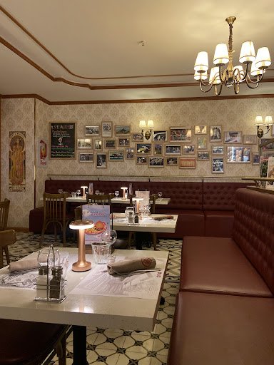 La Fontaine French Bistrot photo 5 in Thao Dien