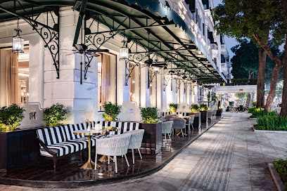 La Terrasse Cafe in Ha Noi - exterior