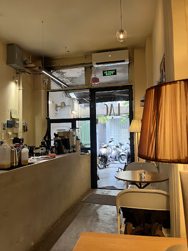 Lạc Cafe - Coffee Brewer & Roastery photo 1 in Thao Dien