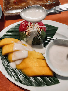 Mango and Cream Dessert