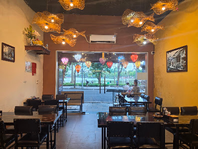 Lake view 1983 traditional vietnamese & vegan restaurant photo 7 in Thao Dien