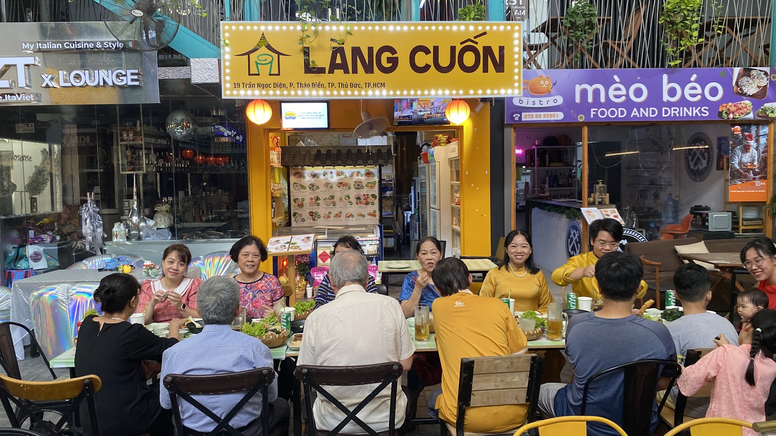 Làng Cuốn - Nem nướng & đặc sản cuốn miền Trung photo 2 in Thao Dien