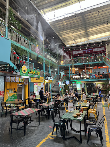 Làng Cuốn - Nem nướng & đặc sản cuốn miền Trung photo 8 in Thao Dien