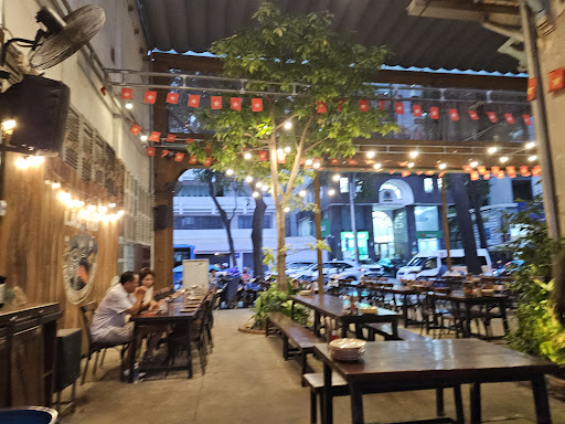 Lão Trư BBQ & Beer - Phạm Ngọc Thạch - Barbecue Restaurant in Thao Dien