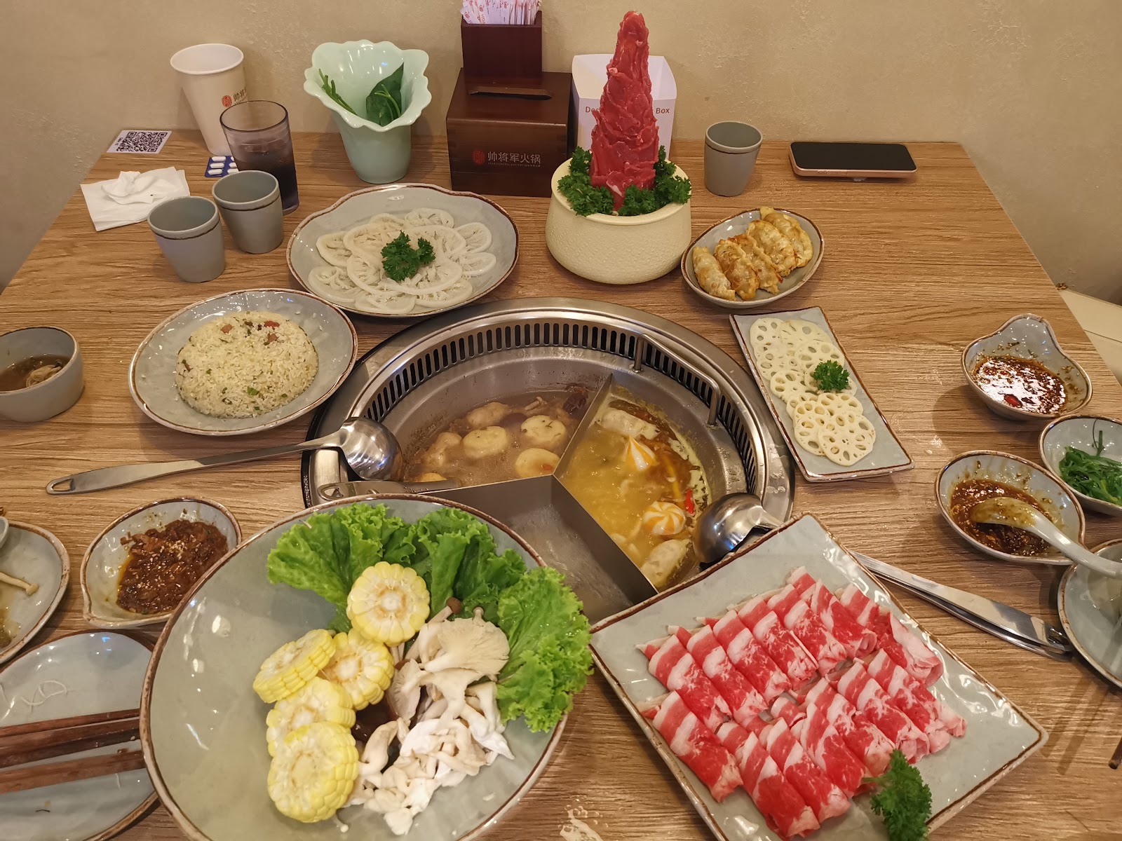 Lẩu Soái Tướng Quân - Lead General Hotpot Landmark 81 Ho Chi Minh City | 帅将军(胡志明店)火锅 photo 2 in Thao Dien