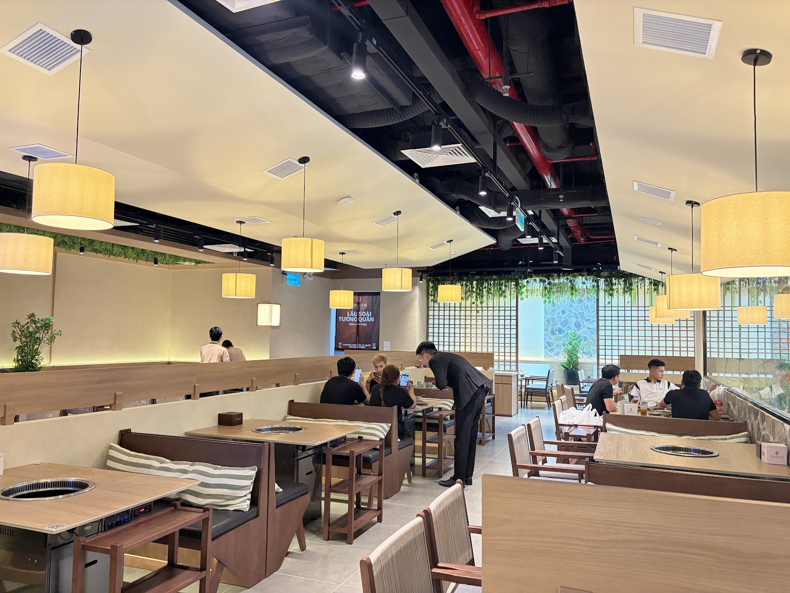 Lẩu Soái Tướng Quân - Lead General Hotpot Landmark 81 Ho Chi Minh City | 帅将军(胡志明店)火锅 photo 4 in Thao Dien