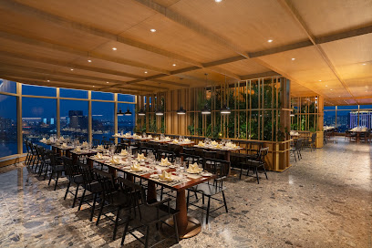 Layered Buffet restaurant in Ha Noi - exterior