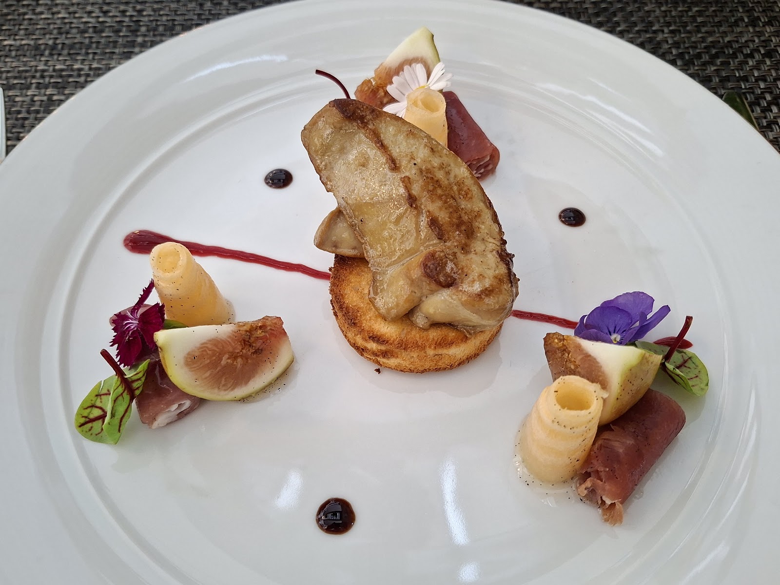 Le 17 Bistro photo 7 in Thao Dien