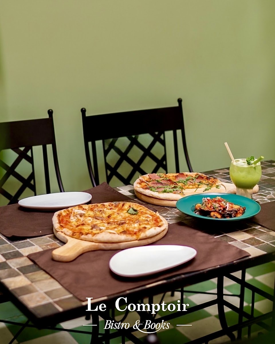 Le Comptoir Bistro & Books photo 5 in Thao Dien