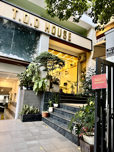 Learn Vietnamese With Street Vietnamese - Thảo Điền Campus - Tiếng Việt Đường Phố in Saigon