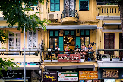 L'etage Cafe Cafe in Ha Noi - exterior