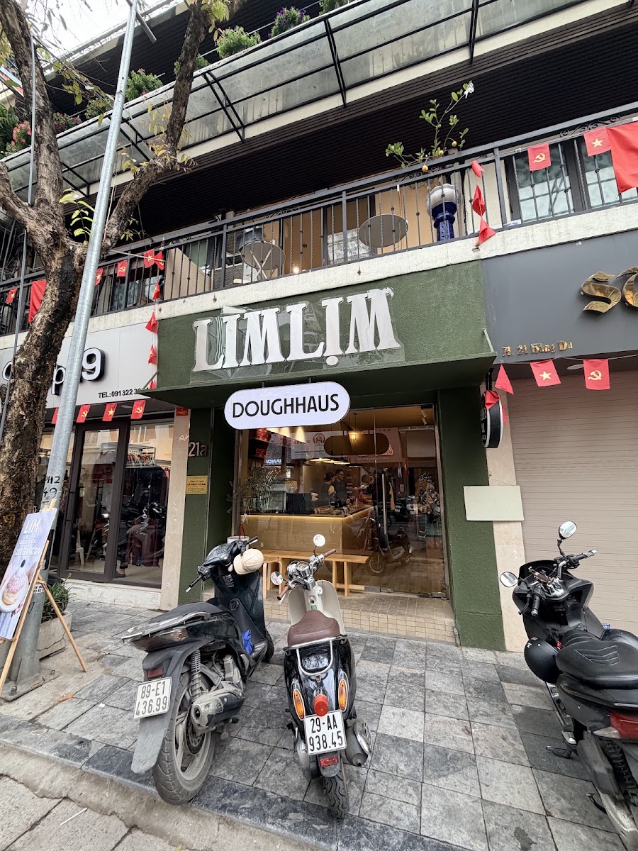 LÌM LỊM DOUGHHAUS photo 3 in Ha Noi