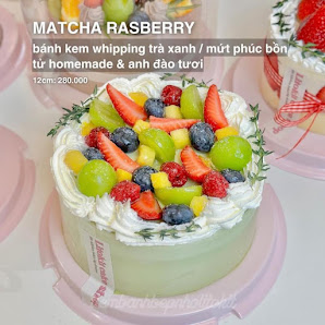 Matcha Raspberry Cake