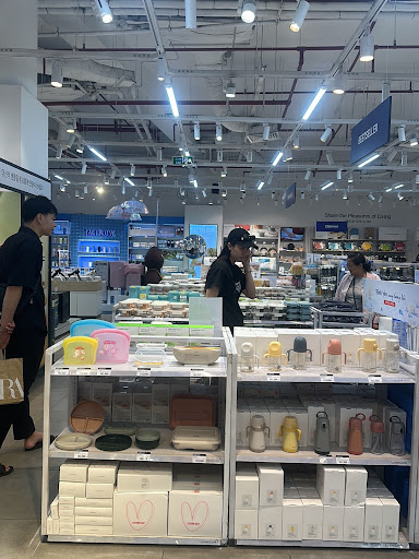 Lock & Lock - Crescent Mall in Saigon