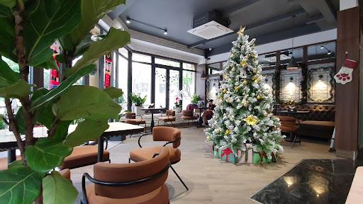 LOGAN STATION - The Gentlemen Café photo 6 in Thao Dien