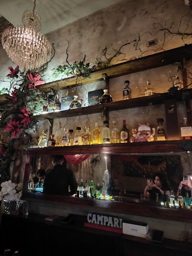 Lost Birds Cocktail & Whiskey Bar photo 2 in Thao Dien