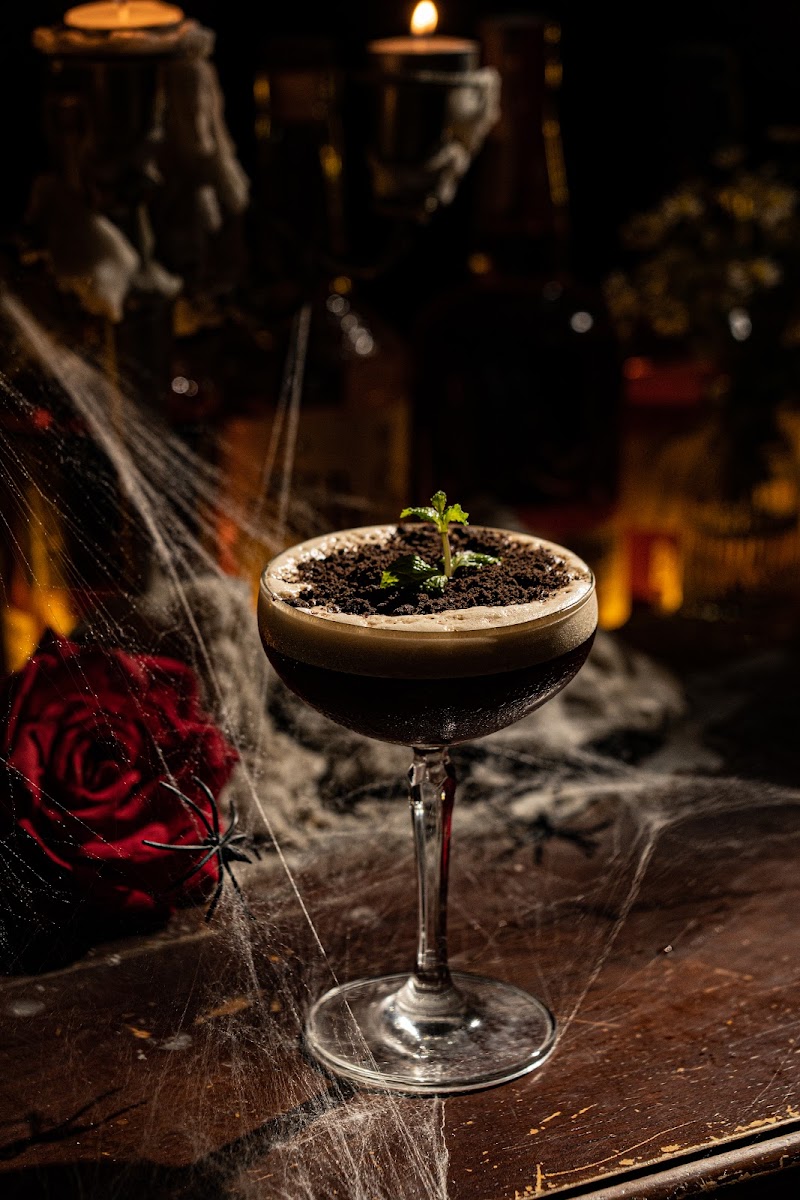 Lost Birds Cocktail & Whiskey Bar photo 6 in Thao Dien