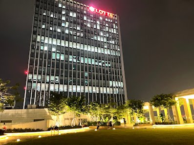 Lotte Mall West Lake Hanoi photo 5 in Thao Dien