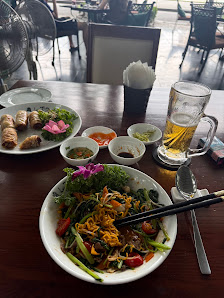 Lục Thủy Restaurant & Lounge photo 3 in Thao Dien