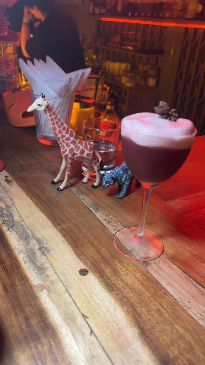 Lùm Speakeasy Bar - Cocktail Bars in Thao Dien