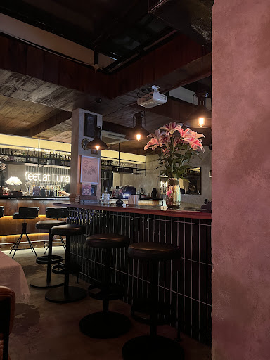 Luna & Co. - Rooftop Bar photo 5 in Thao Dien