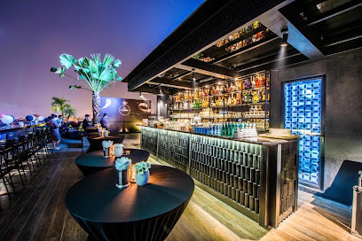 Majesty Sky Bar Bar in Ha Noi - exterior