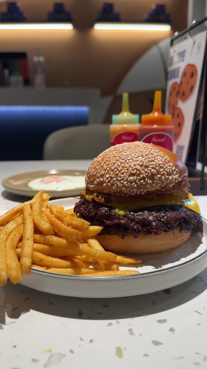 Marcel Hai Bà Trưng - Gourmet Burger & More photo 6 in Thao Dien