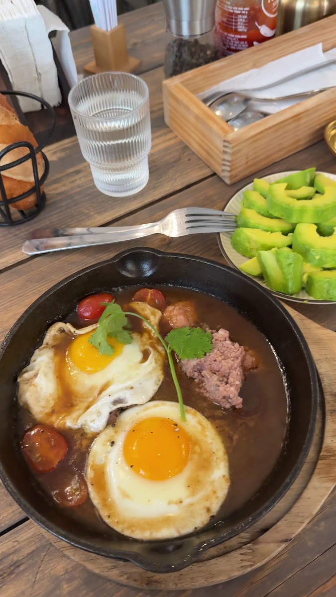 Memory Lane - Le Van Mien in Thao Dien