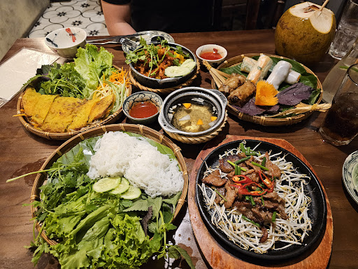 MẸT Vietnamese restaurant & Vegetarian Food 5 photo 4 in Thao Dien