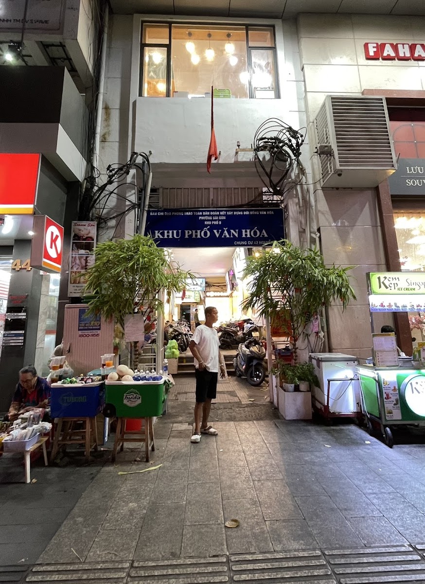 Michi Sushi - 42 Nguyễn Huệ - lầu 7 - Japanese Restaurant in Thao Dien