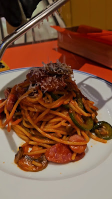 Spaghetti with Bacon and Green Peppers
