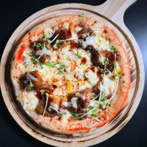 Grilled Chicken Wing Pizza at MISEN