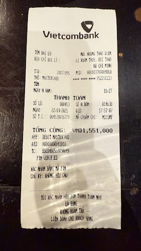 A Vietcombank receipt showing transaction details including account numbers, amounts (VND 1,551,000), time (10:27), and location references to Thao Di
