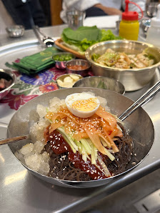 Bún thịt nướng