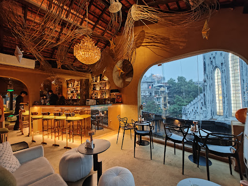 Moon Men Cocktail Bar photo 3 in Thao Dien