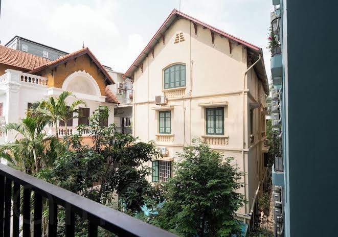 Moonlit Suites - Extended Stay Hotel in Ha Noi