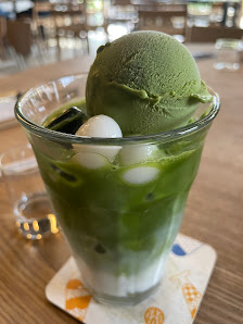 Matcha Green Tea Latte with Ice Cream